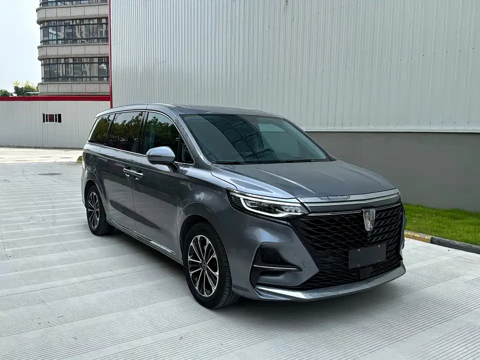 Roewe iMAX8