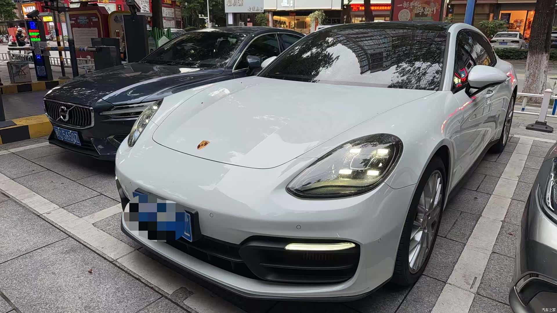Porsche Panamera, 2021 1