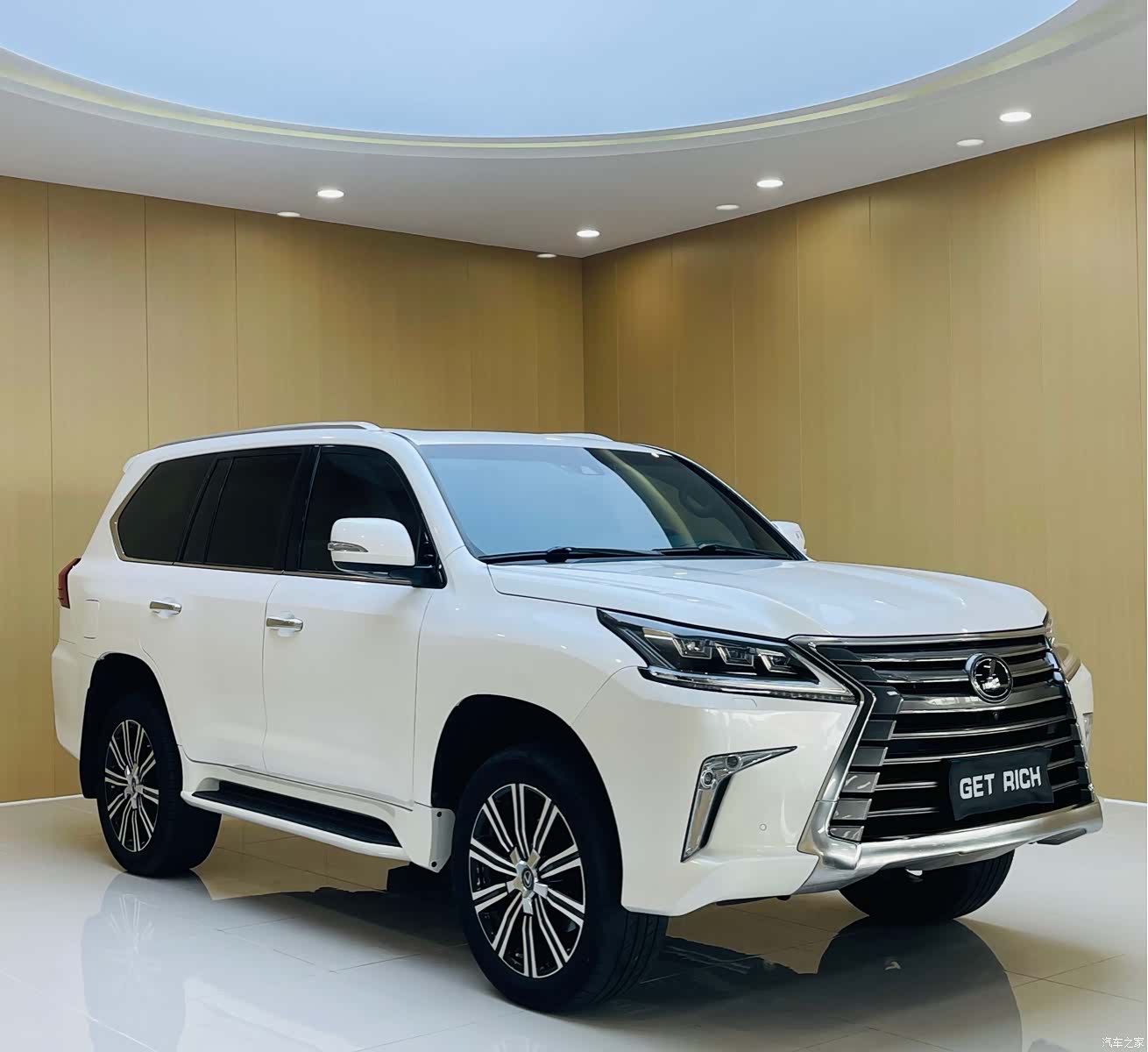 Lexus LX, 2019 3