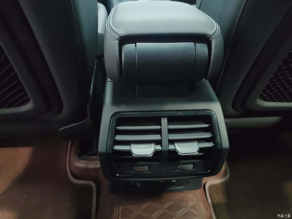 Audi Q3, 2021 28