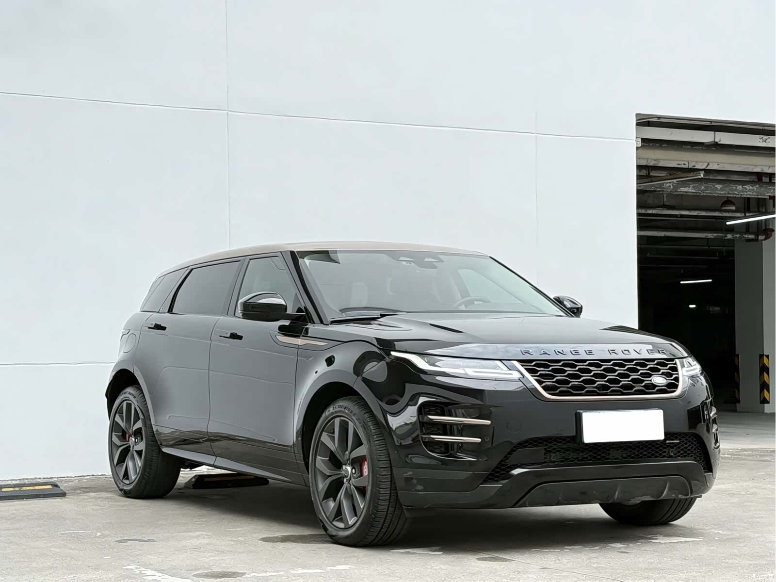 Land Rover Range Rover, 2023 3