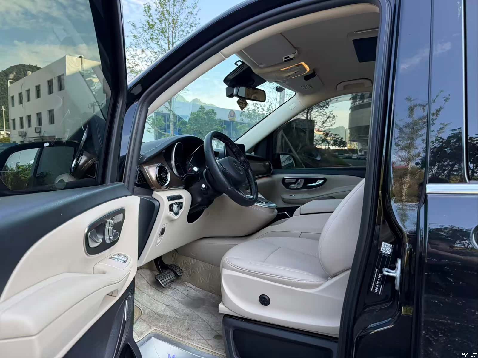 Mercedes-Benz V-Class, 2023 все фото