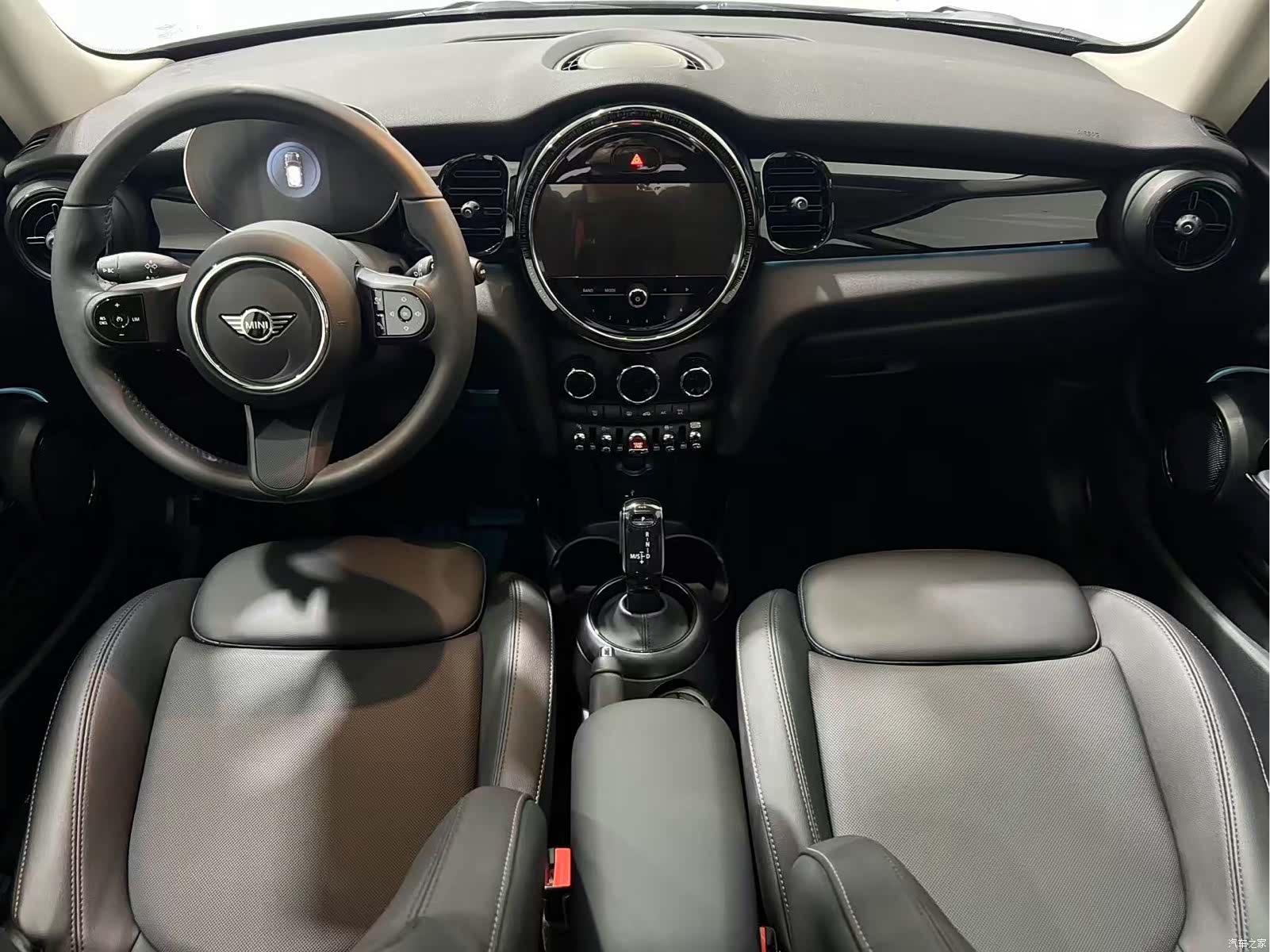 Mini Cooper, 2024 6