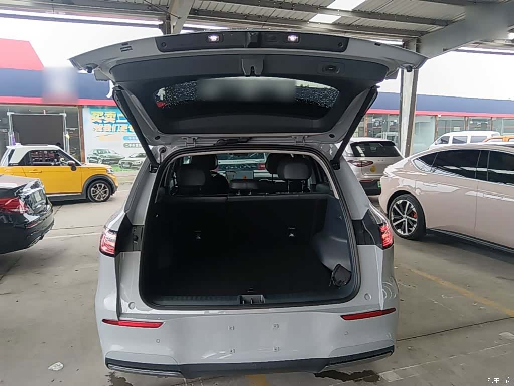 Geely Galaxy E5, 2024 19