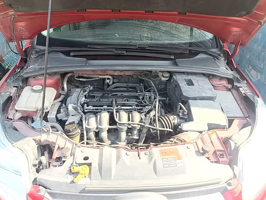 Ford Focus 2015, фото 20