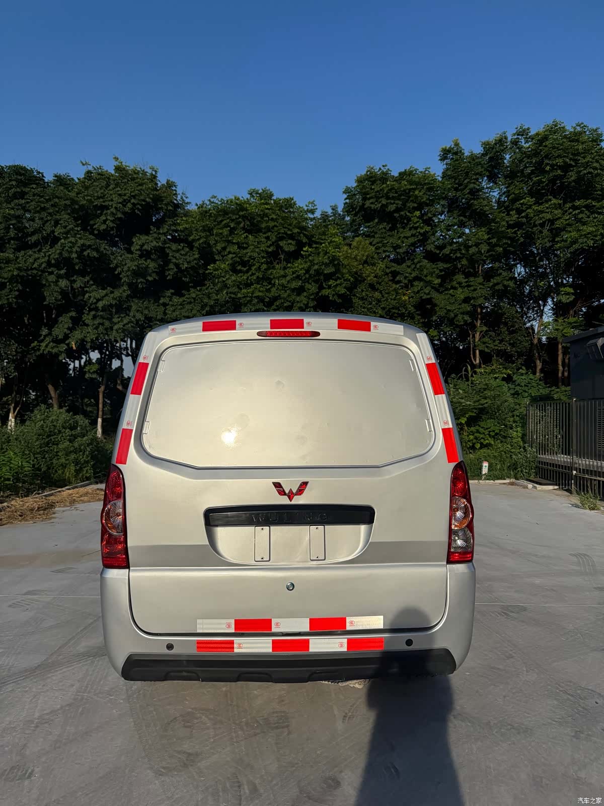 Wuling EV50, 2022 все фото