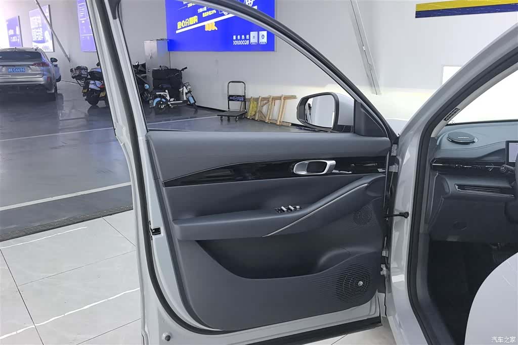 Geely Galaxy E5, 2025 7