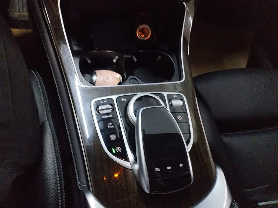 Mercedes-Benz GLC Mercedes-Benz GLC