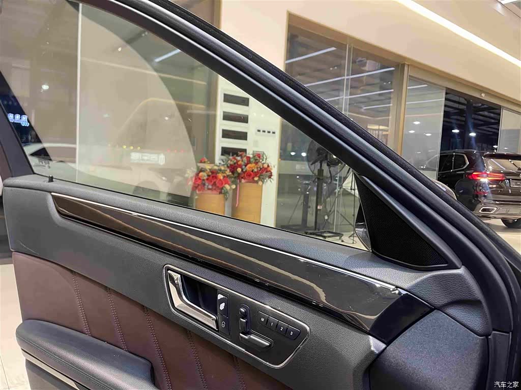 Mercedes-Benz E-Class, 2012 18