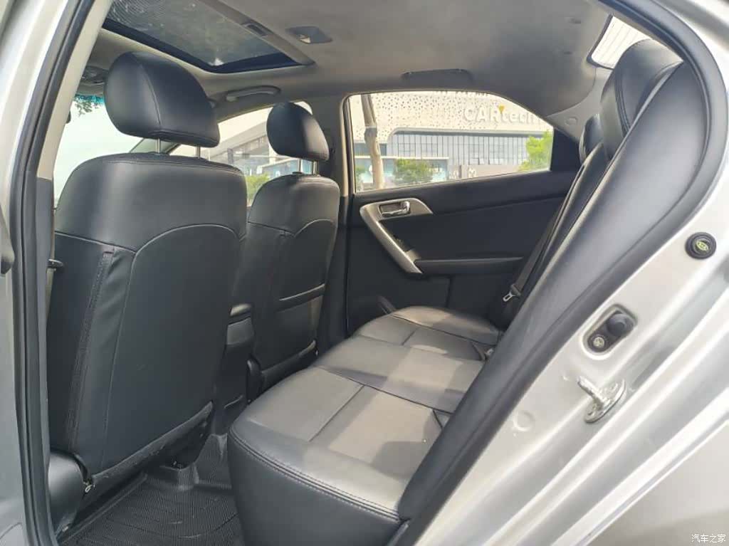 Kia GLS, 2014 4