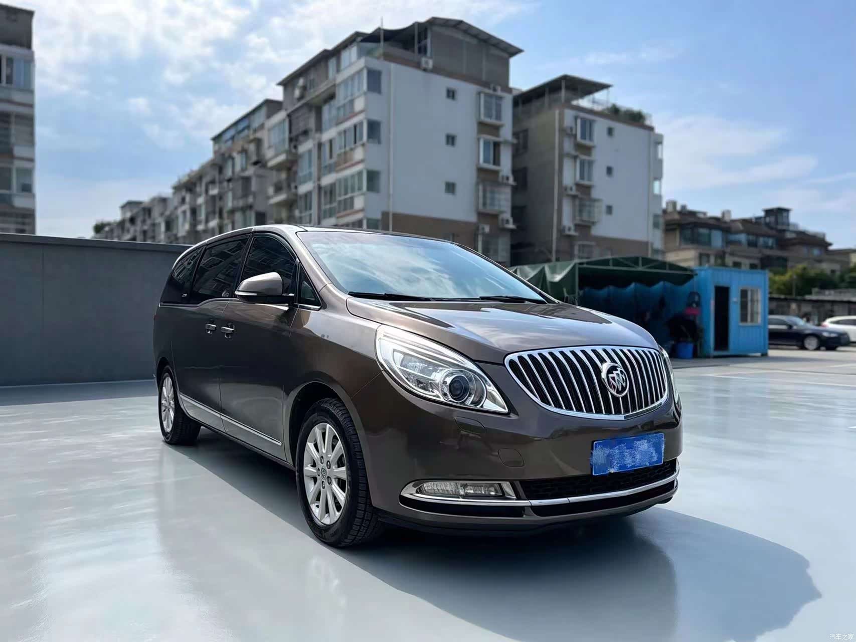 Buick GL8, 2014 3