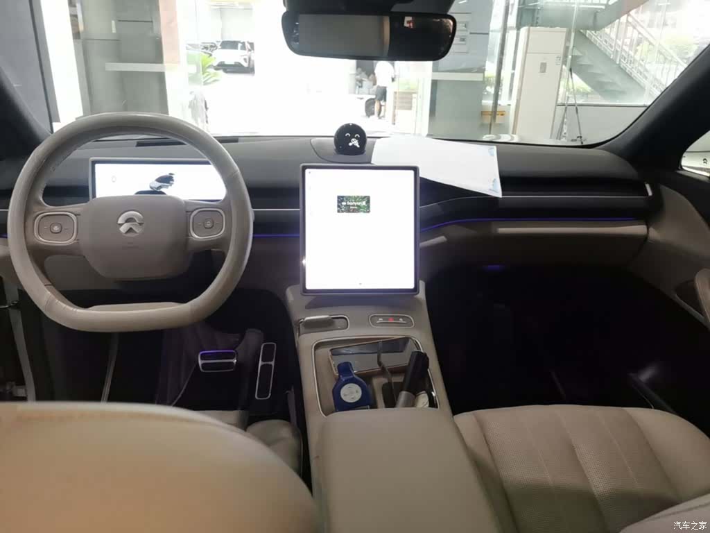 NIO ES8, 2023 10