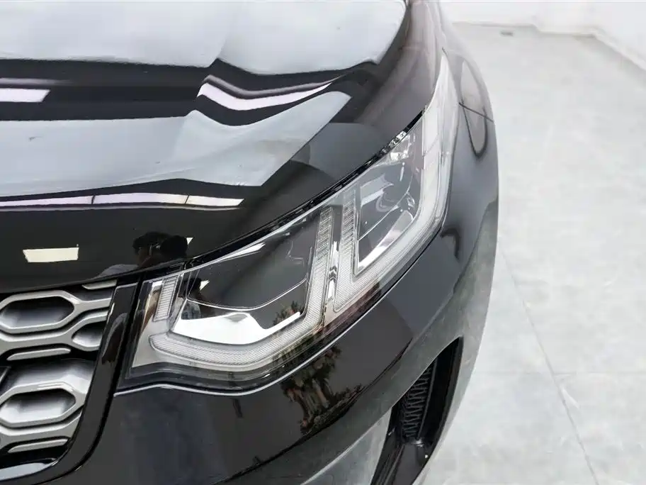 Land Rover Discover sports