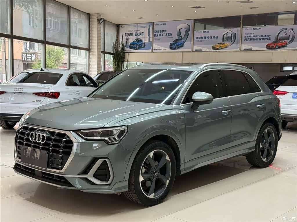 Audi Q3, 2022 1