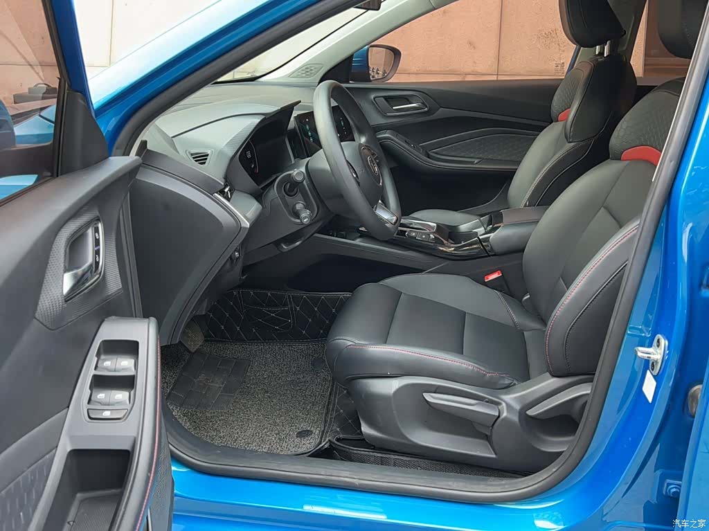 MG MG5, 2020 12
