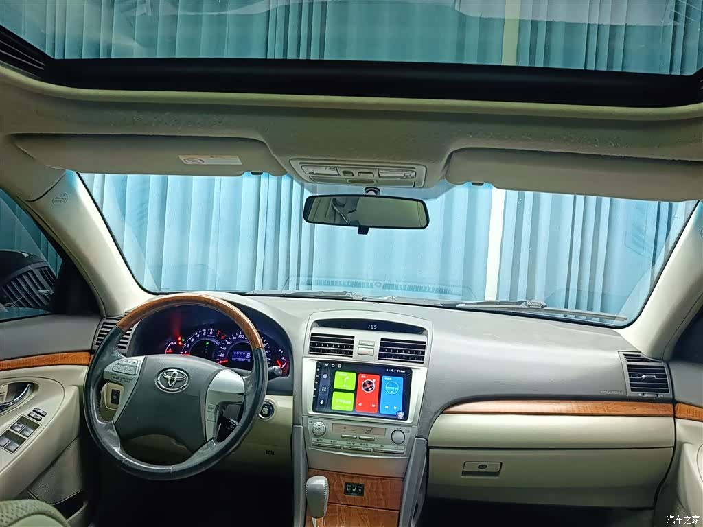 Toyota Camry, 2010 все фото