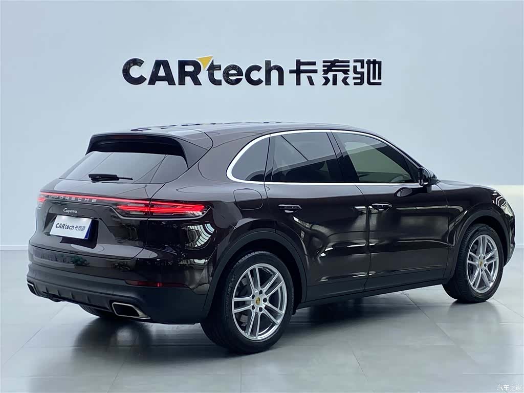 Porsche Cayenne, 2022 3