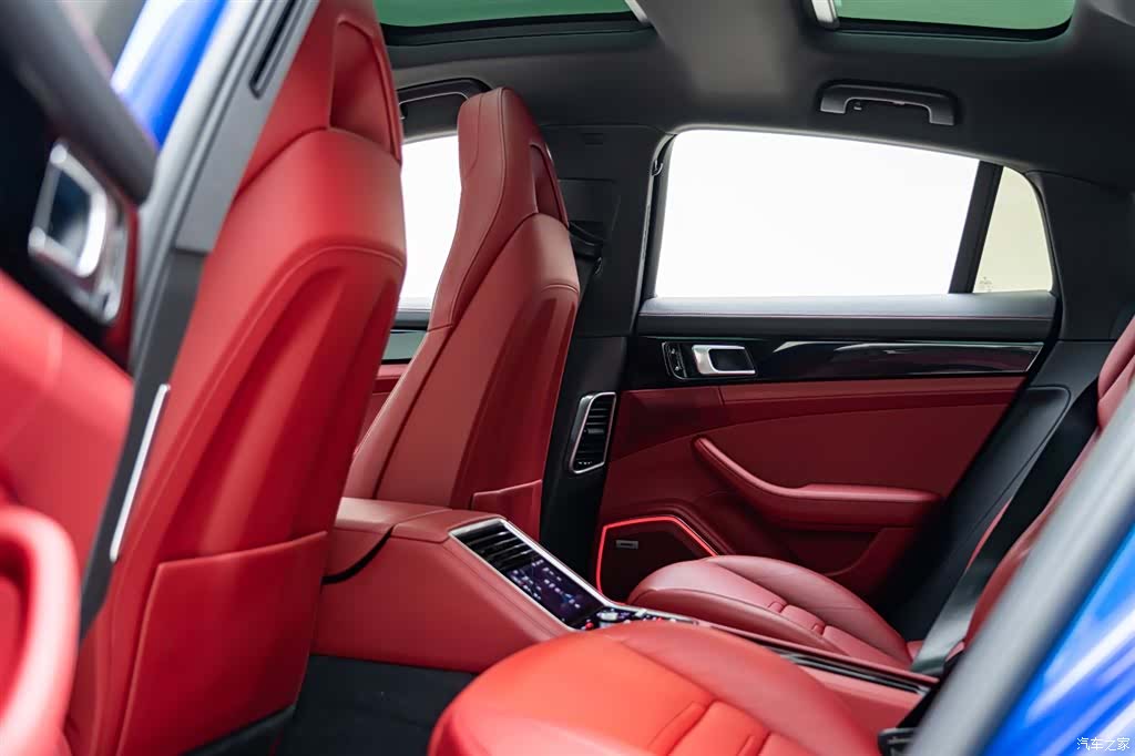 Porsche Panamera, 2019 9