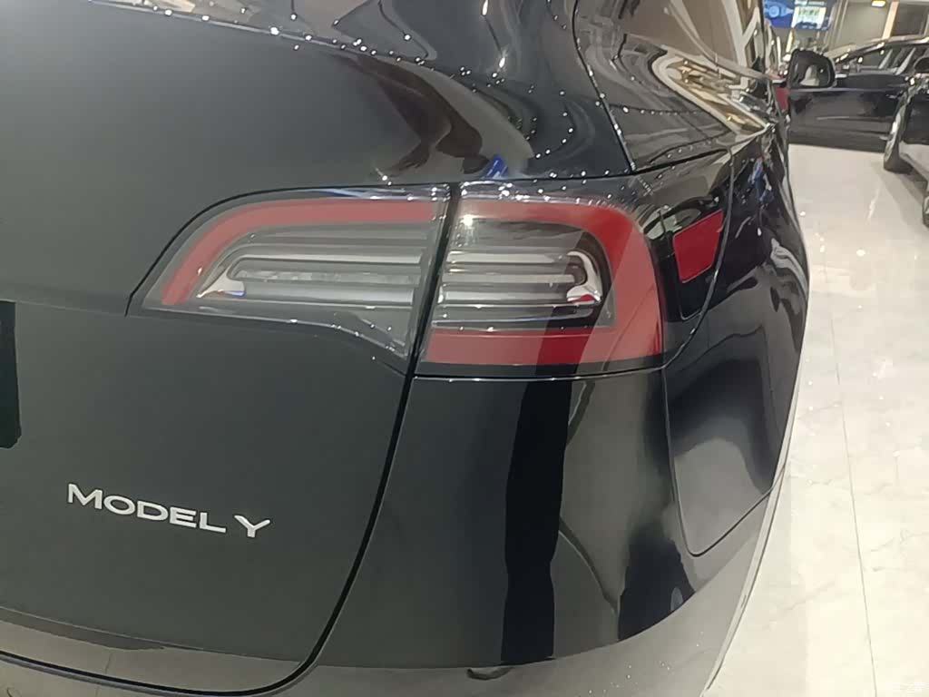 Tesla Model Y, 2022 8