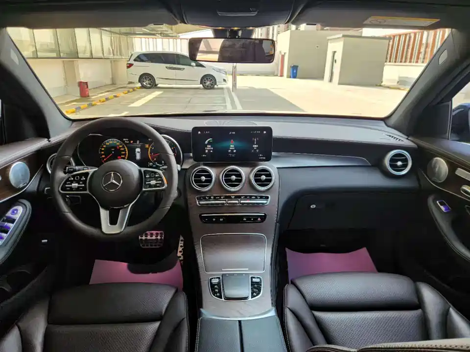 Mercedes-Benz GLC Mercedes-Benz GLC
