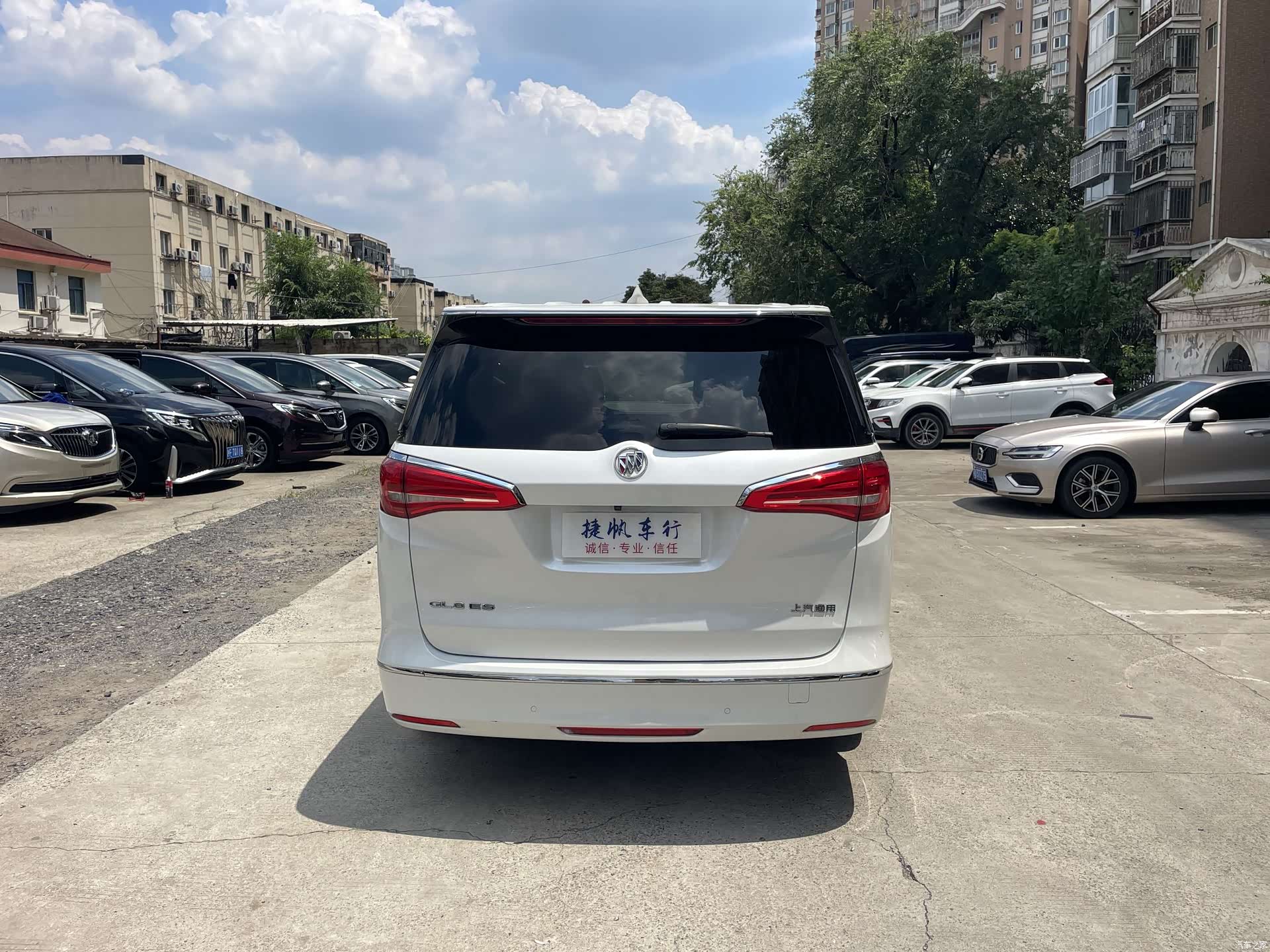 Buick GL8, 2017 все фото