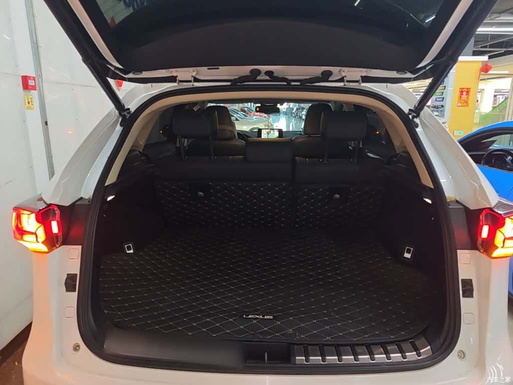 Lexus NX, 2020 19