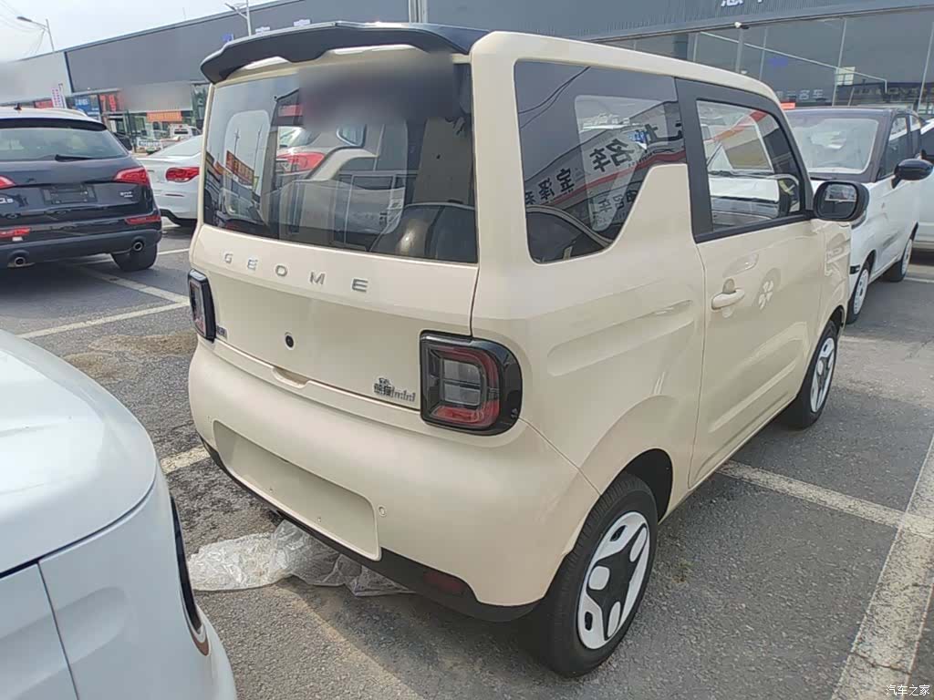 Geely Panda, 2026 7