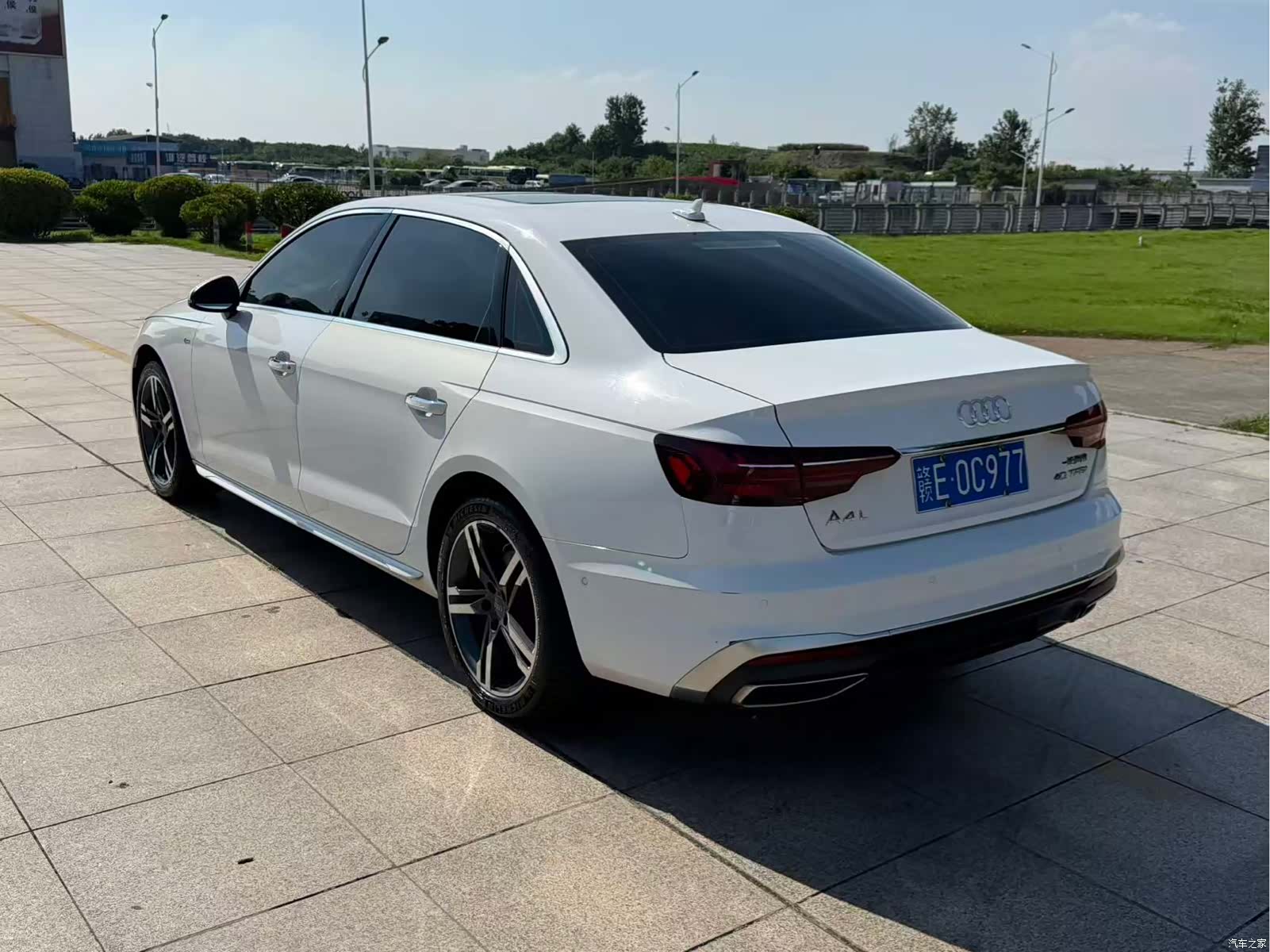Audi A4L, 2020 7