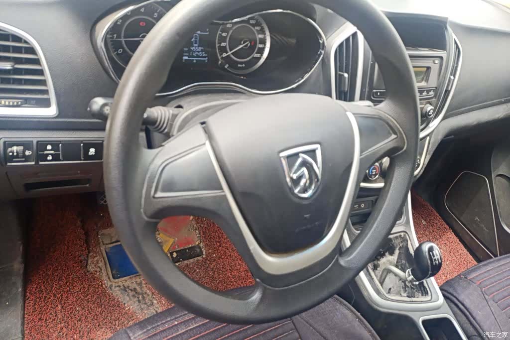 Wuling 560, 2016 15