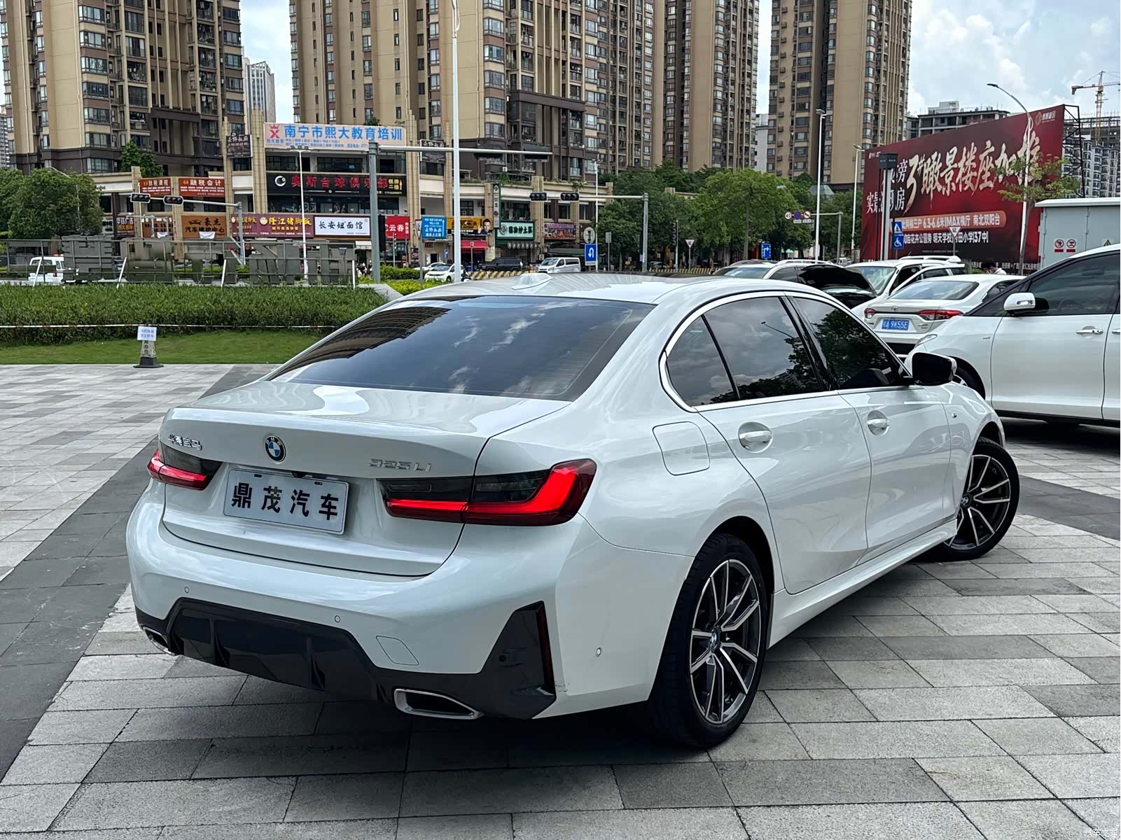 BMW 3 Series, 2023 8
