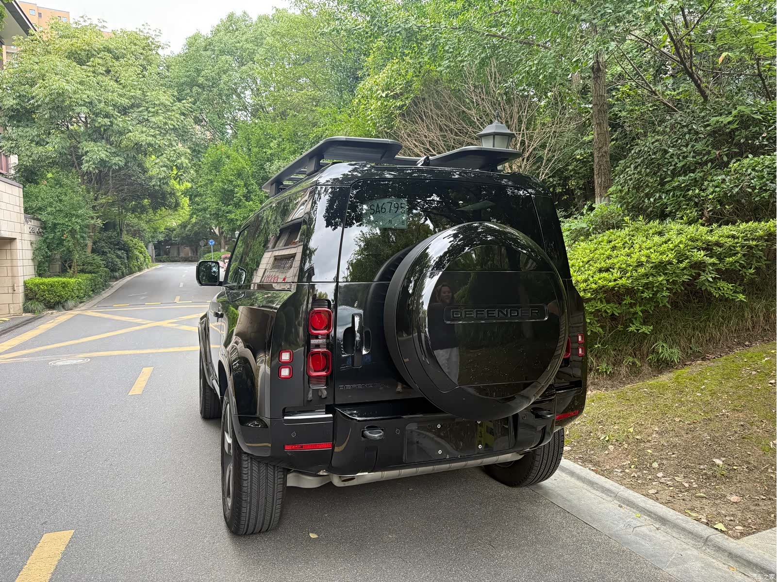Land Rover Defender, 2025 все фото