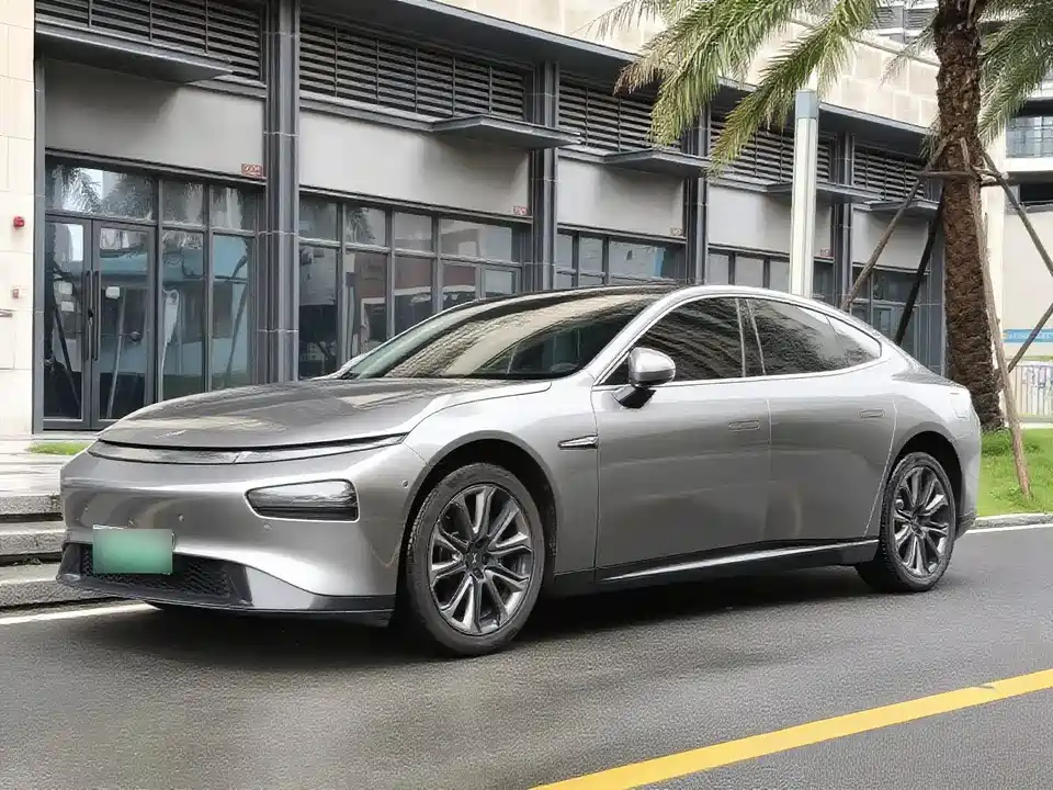 XPENG P7