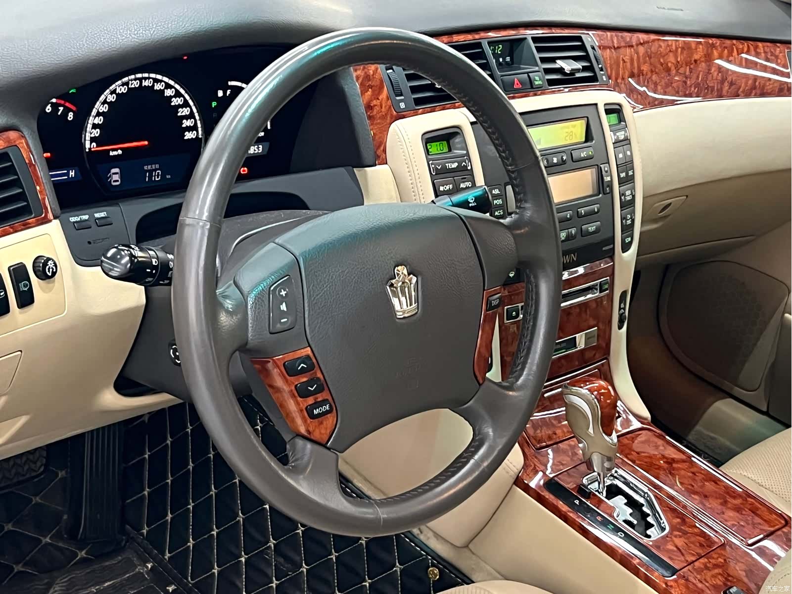Toyota Crown, 2007 6