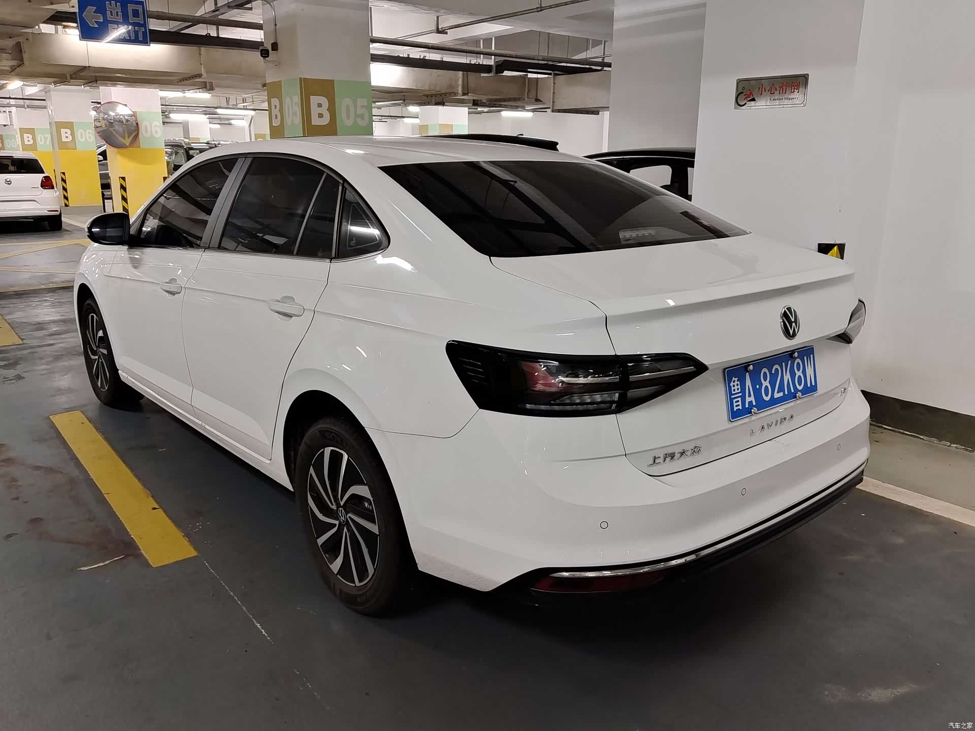 Volkswagen Lavida, 2026 4