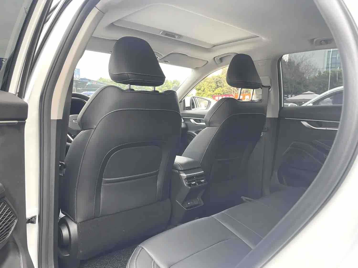 Geely Emgrand, 2024 7