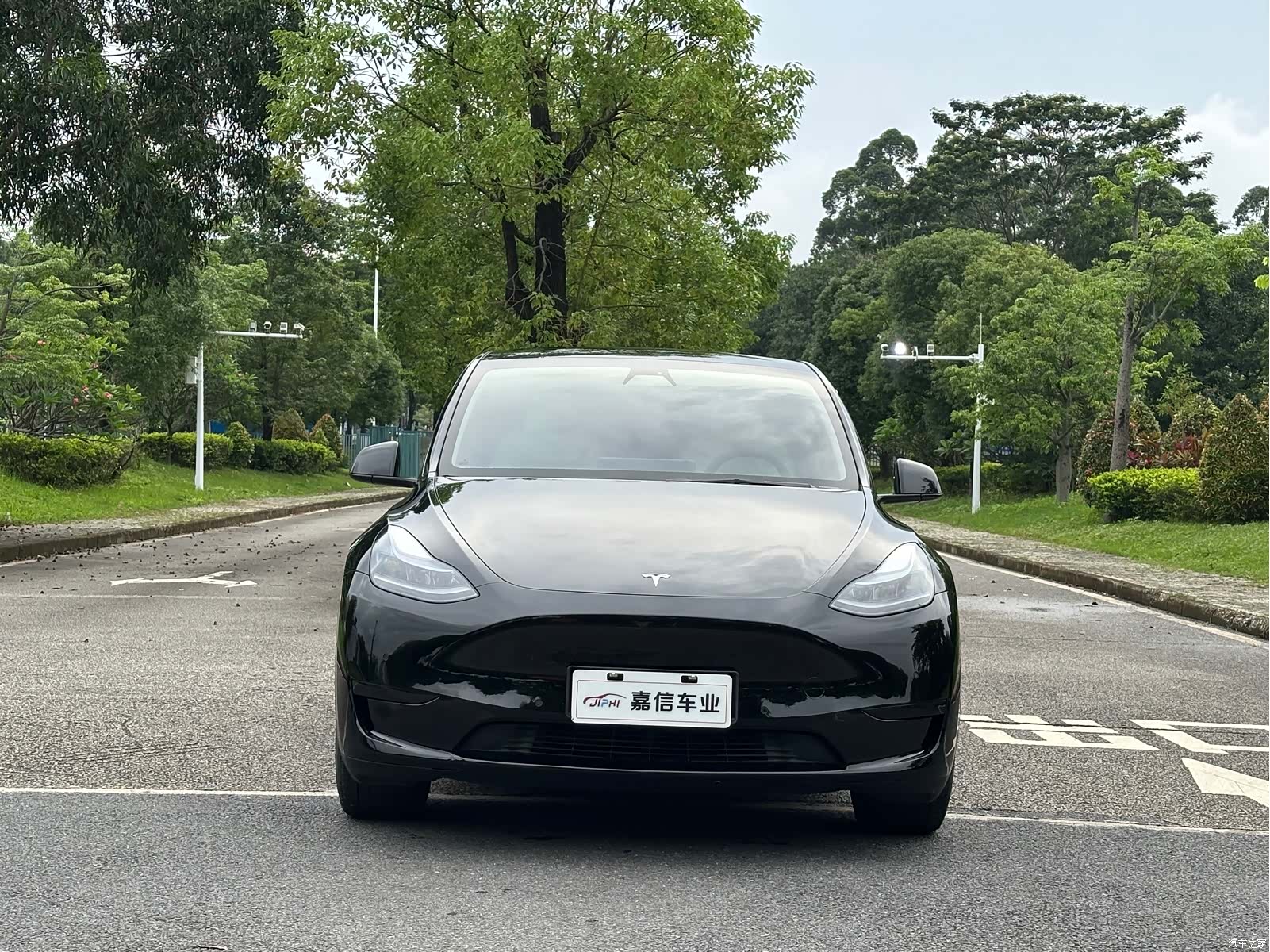 Tesla Model Y, 2022 2