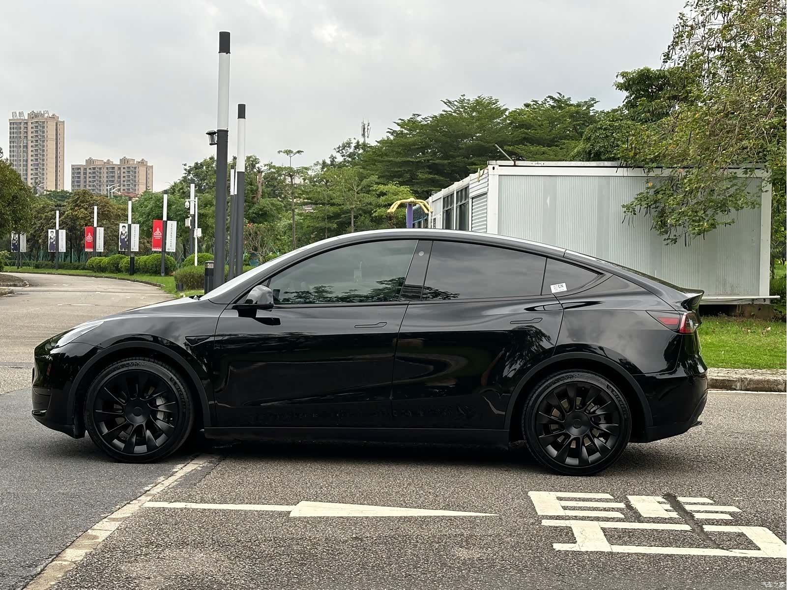 Tesla Model Y, 2022 9