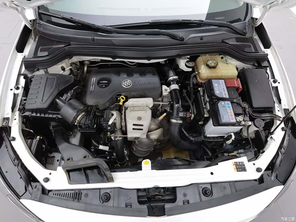 Buick V, 2018 6