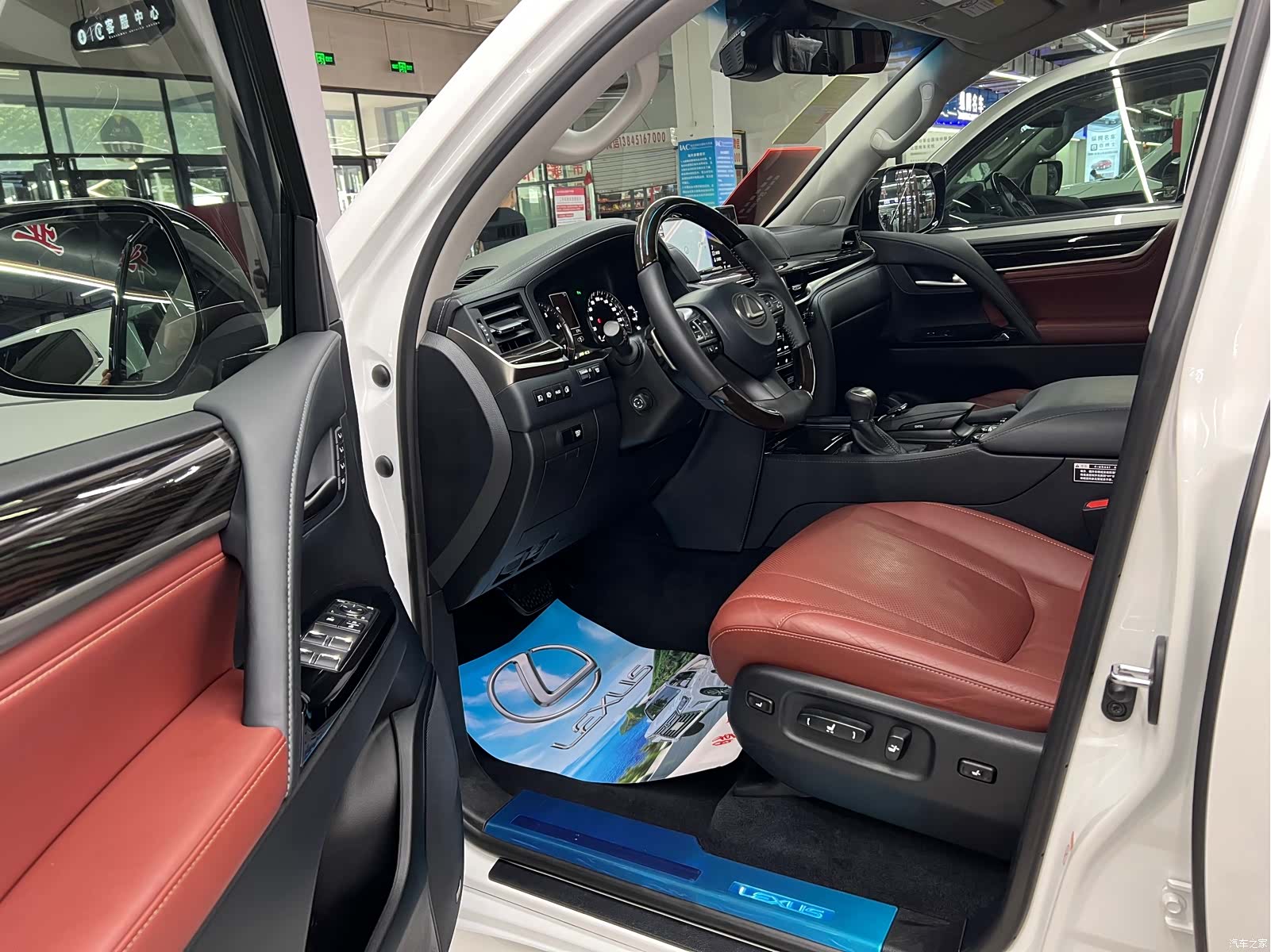 Lexus LX, 2016 9