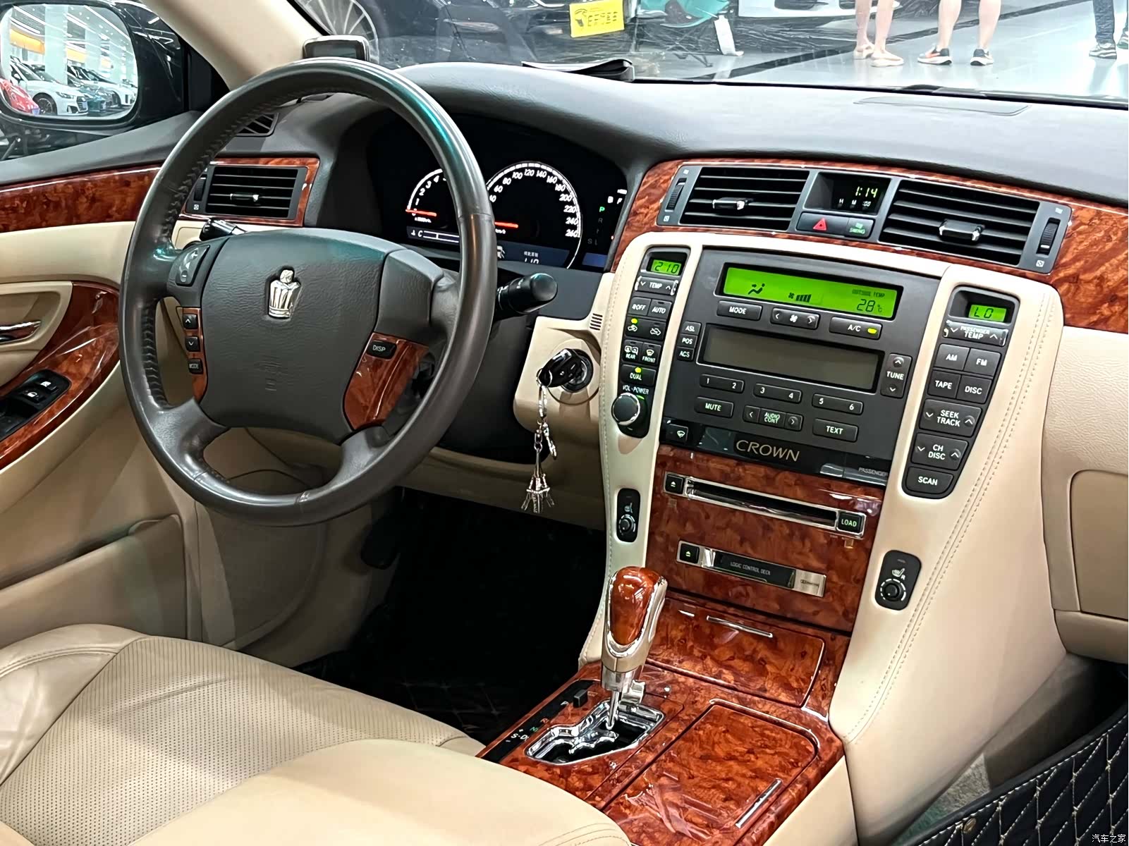 Toyota Crown, 2007 12