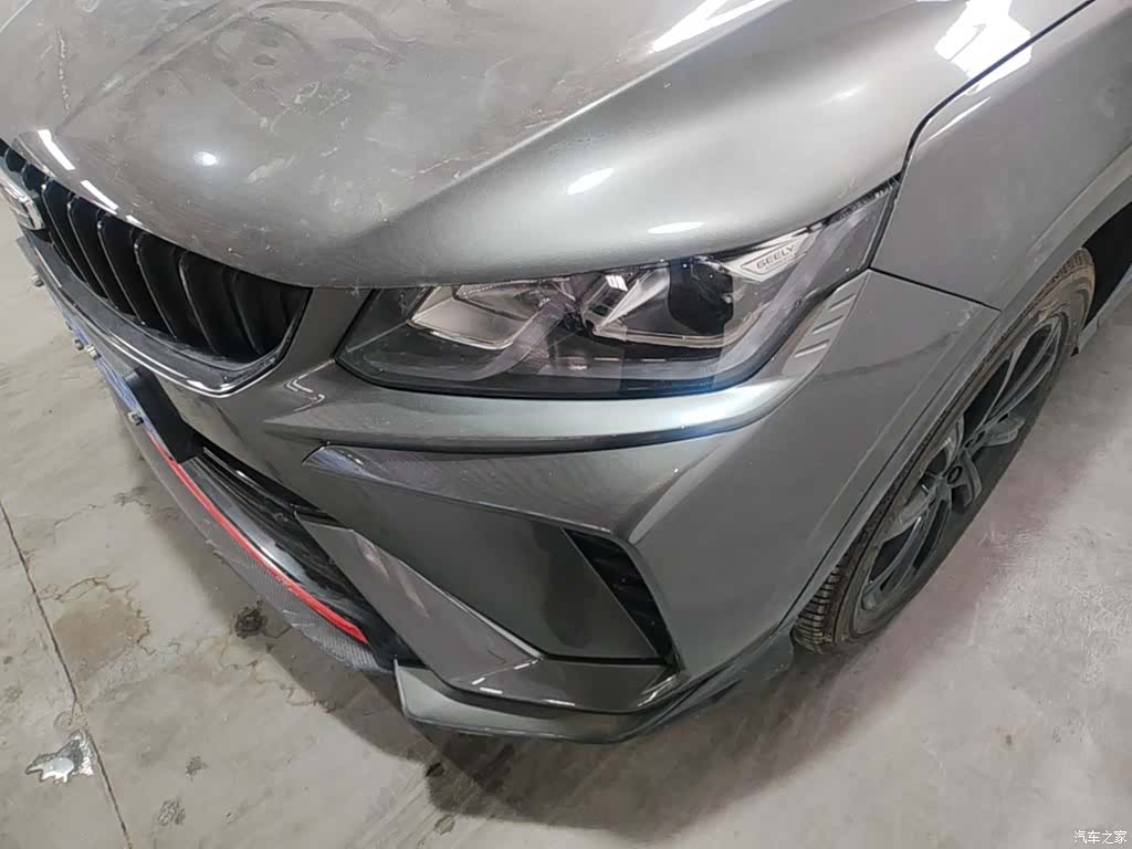 Geely Coolray, 2023 24