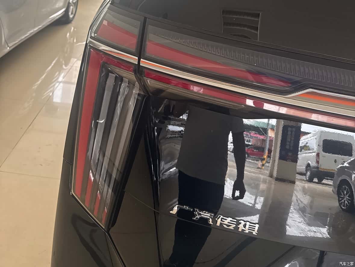 Trumpchi M8, 2023 13