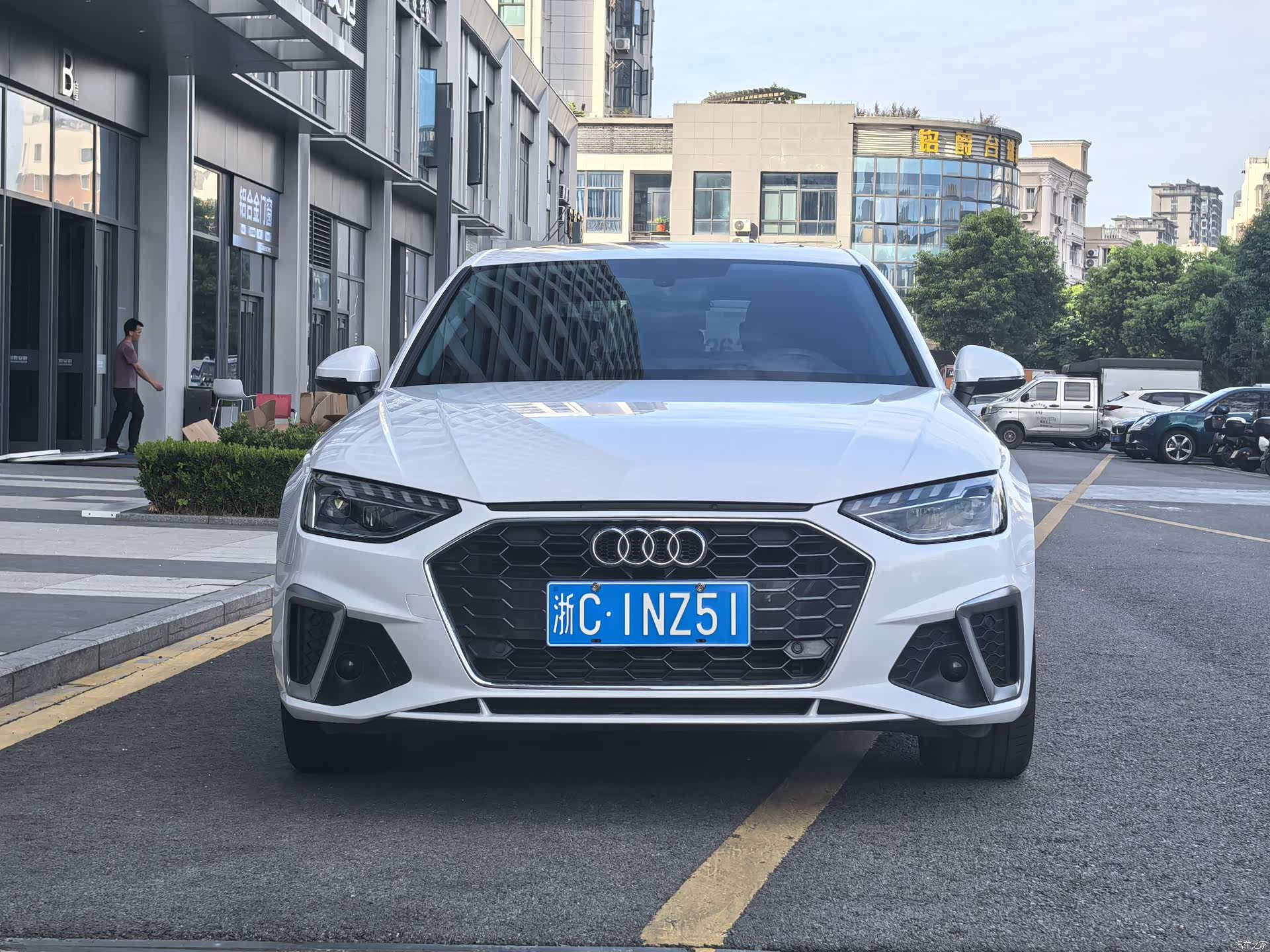 Audi A4L, 2022 2