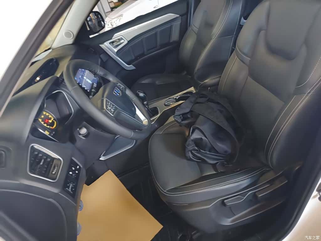 Geely X6, 2017 15