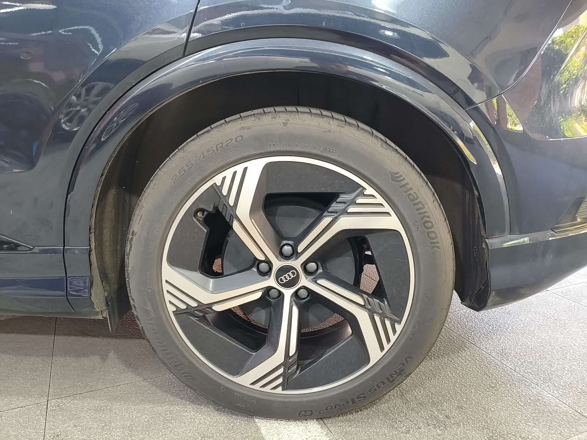 Audi Q4 e-tron, 2023 16