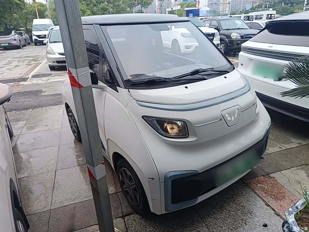 Wuling NanoEV, 2022 22