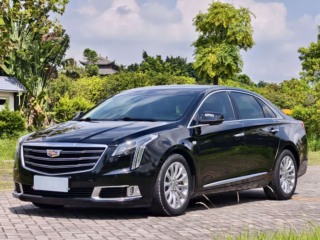 Cadillac XTS