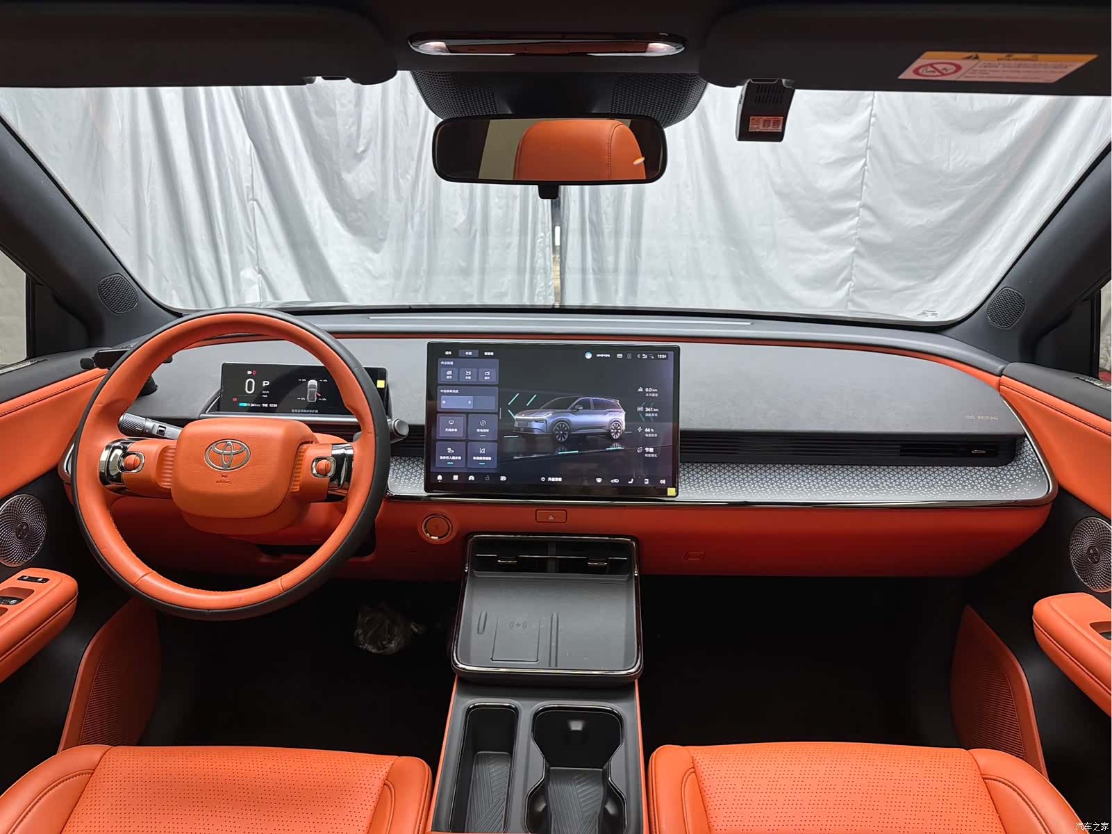 Toyota 3X, 2025 все фото