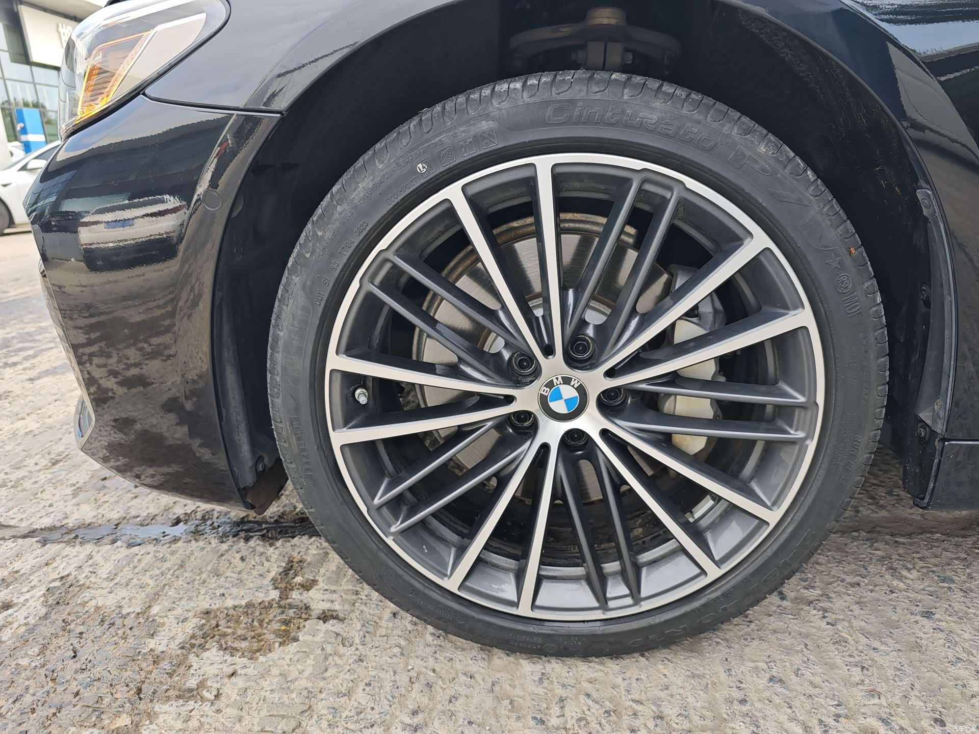 BMW 5 Series, 2023 4