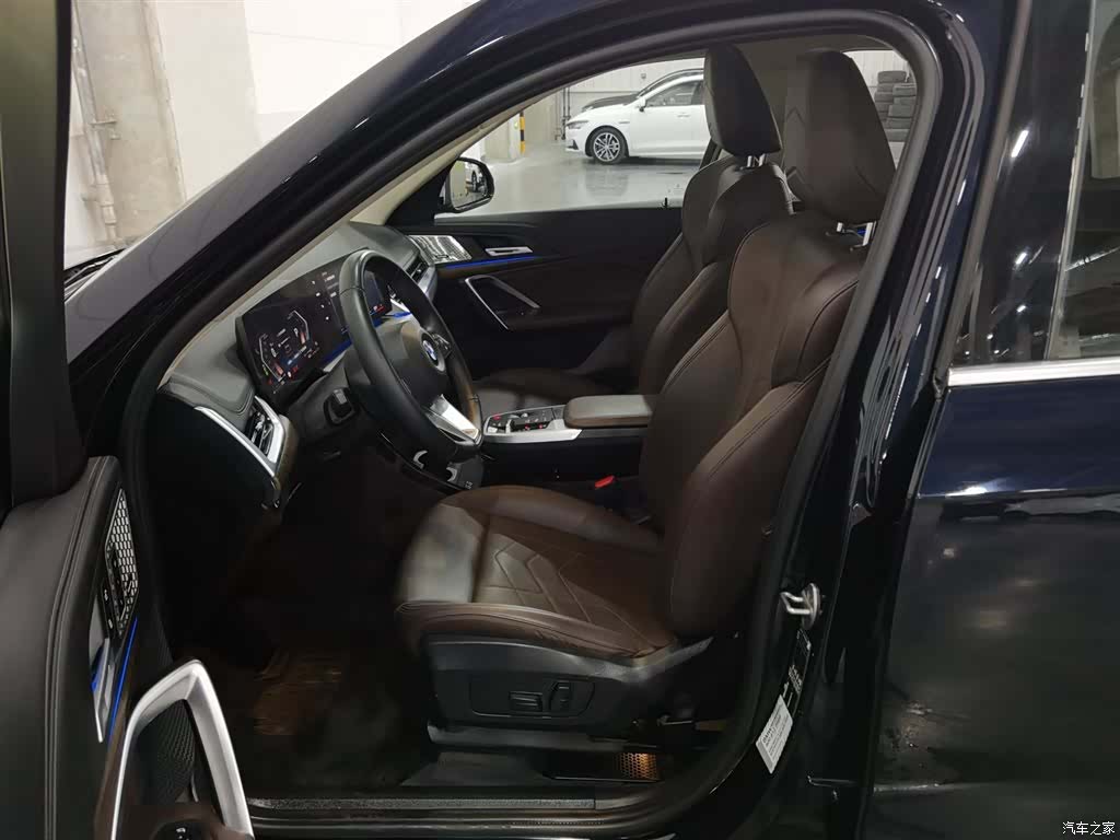 BMW X1, 2023 10